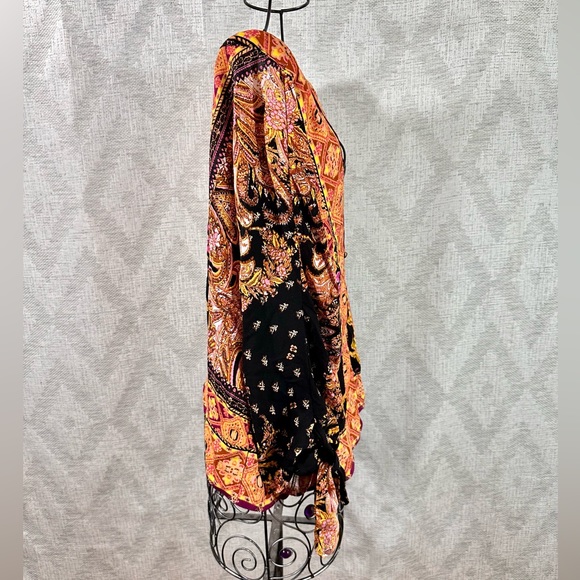 NWT Free People Catch me if you can floral boho v neck blouse size M - Picture 5 of 12